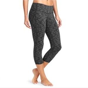 Athleta Energy Chaturanga Capri Leggings Women's Small Grey Stripe Yoga Pants